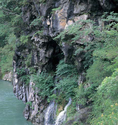 本匠村小半石灰岩地の写真