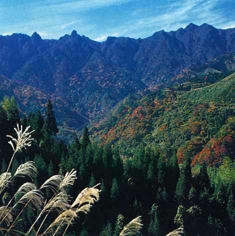 祖母山（そぼさん）　（1756.7ｍ）