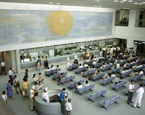 「新県立病院」オープン