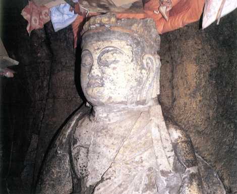 大日如来の仏頭が復位／古園石仏の大日如来像