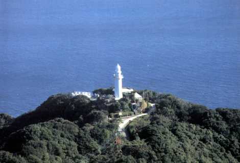 鶴御崎灯台　－佐伯市鶴見－