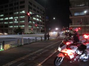 夜間取締りをしている状況