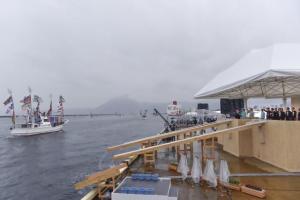 海上歓迎・放流行事2