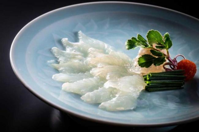 マコガレイの刺身の写真