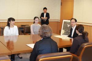 こんだんのようす