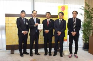 しゅうごうしゃしん