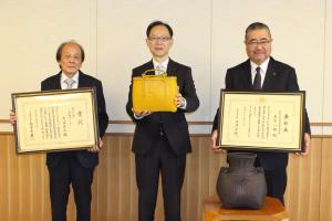 しゅうごうしゃしん