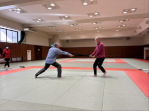 生涯スポーツ協会指導者等派遣事業(スポーツチャンバラ)の様子