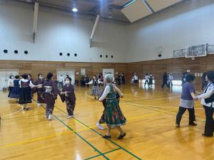 フォークダンス