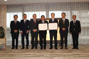 全体集合写真（協定書あり）